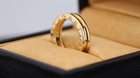 como saber si anillo bvlgari es original|Descubre cómo saber si un anillo Bvlgari es original: Guía .